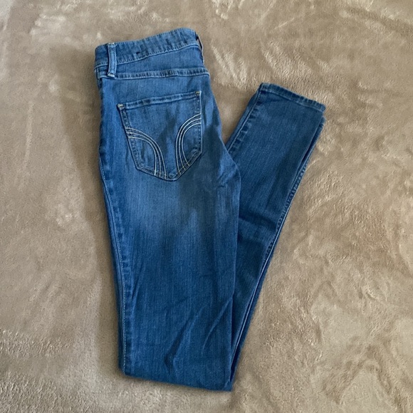 Hollister Jeans - Picture 5 of 5